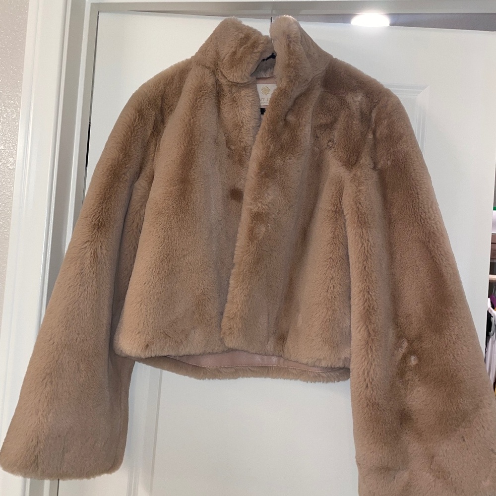 RAMY BROOK Blush  Pink/Tan Faux Fur Crop Coat Size L Worn Once!